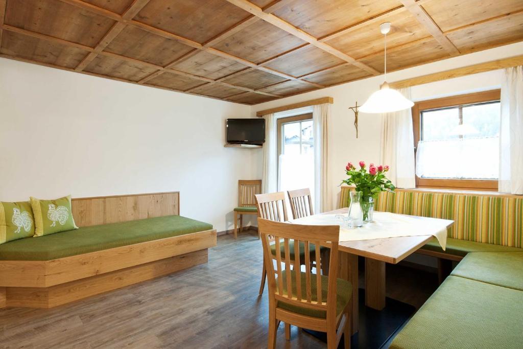 Landhaus Taurer Kals-am Großglockner Chambre photo